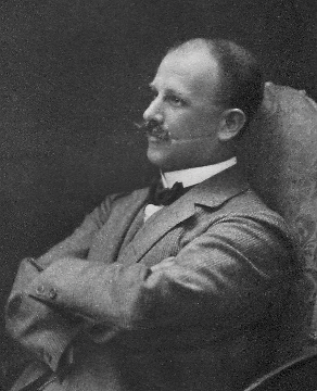 Immagine che contiene vestiti, Viso umano, persona, ritratto
Il contenuto generato dall'IA potrebbe non essere corretto.